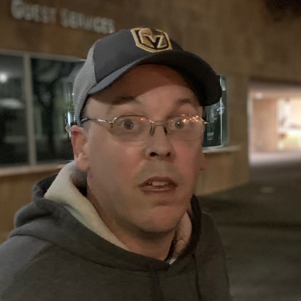 Meet your Posher, Casey